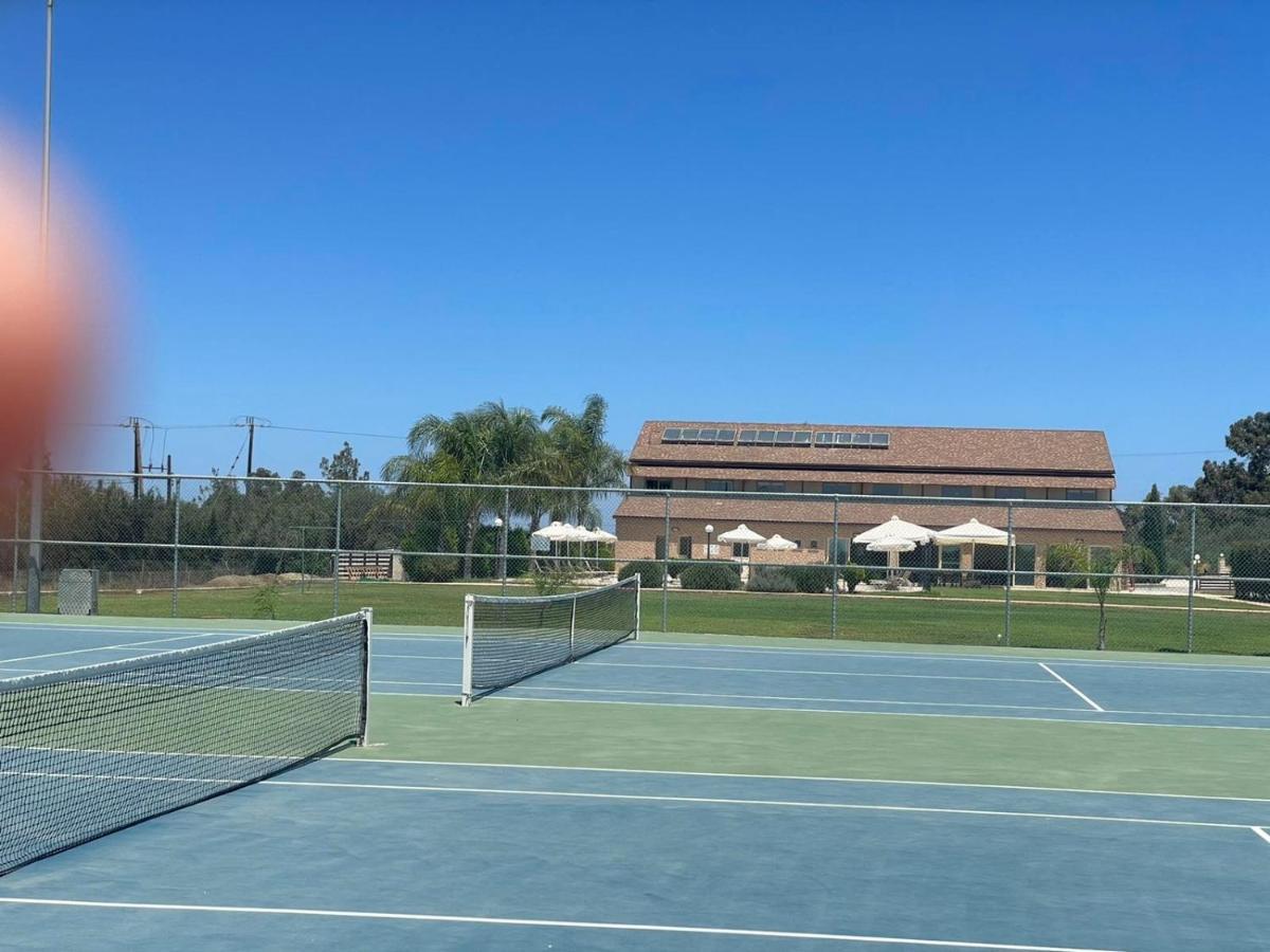 Protaras Tennis And Country Club Buitenkant foto