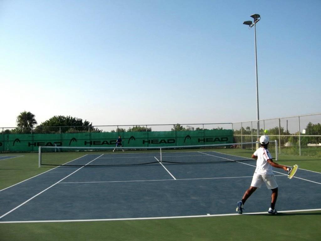 Protaras Tennis And Country Club Buitenkant foto